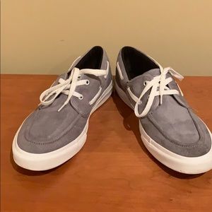🆒 Converse boat shoes